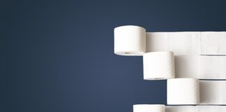 Jaki płyn do toalety w przyczepie?