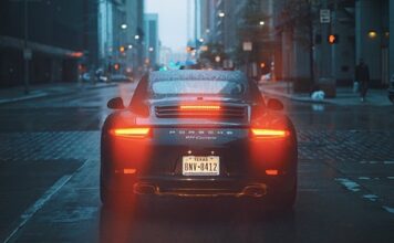 Jaki model Porsche wygrała Iga?